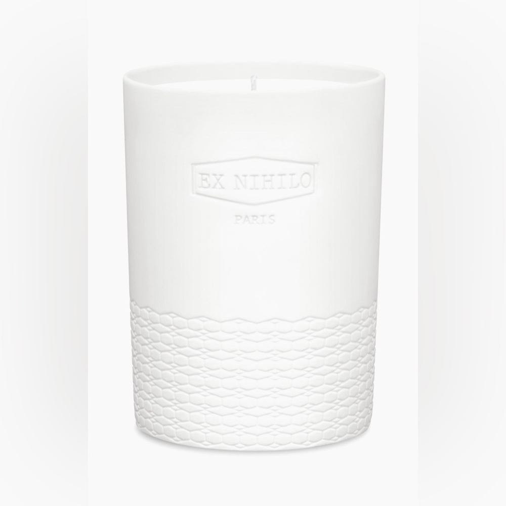 Ex Nihilo Ultra Rose Candle - White with Gold Accent - Picture 11 of 12